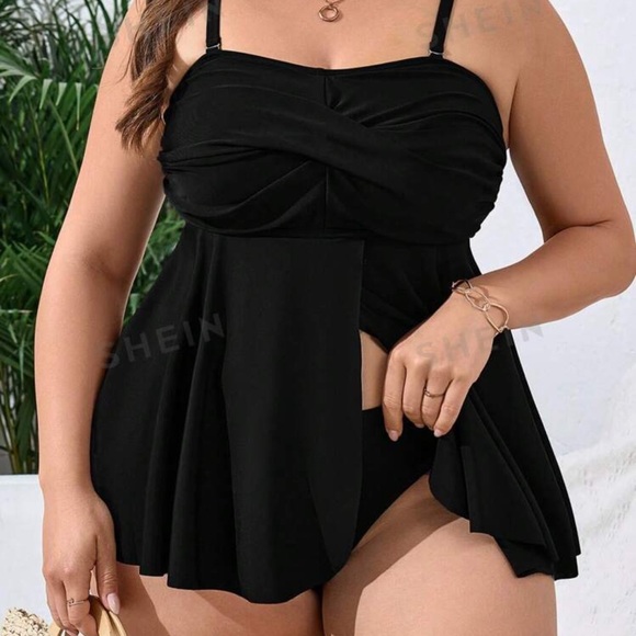 Tankini bathing suit set from SHEIN - Picture 4 of 6